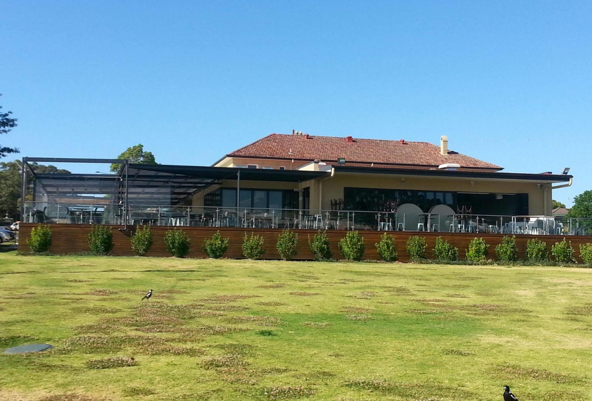 Huskisson Hotel Exteriér fotografie